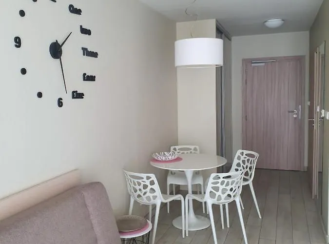 Czarna Gora Ischgl 18 Apartment *